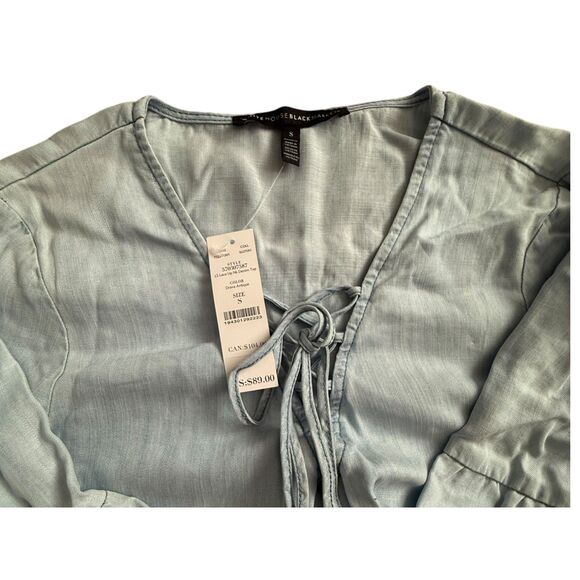 White House Black Market Lace-Up Light Denim V-Neck - Women's Size Small NWT - Picture 6 of 6